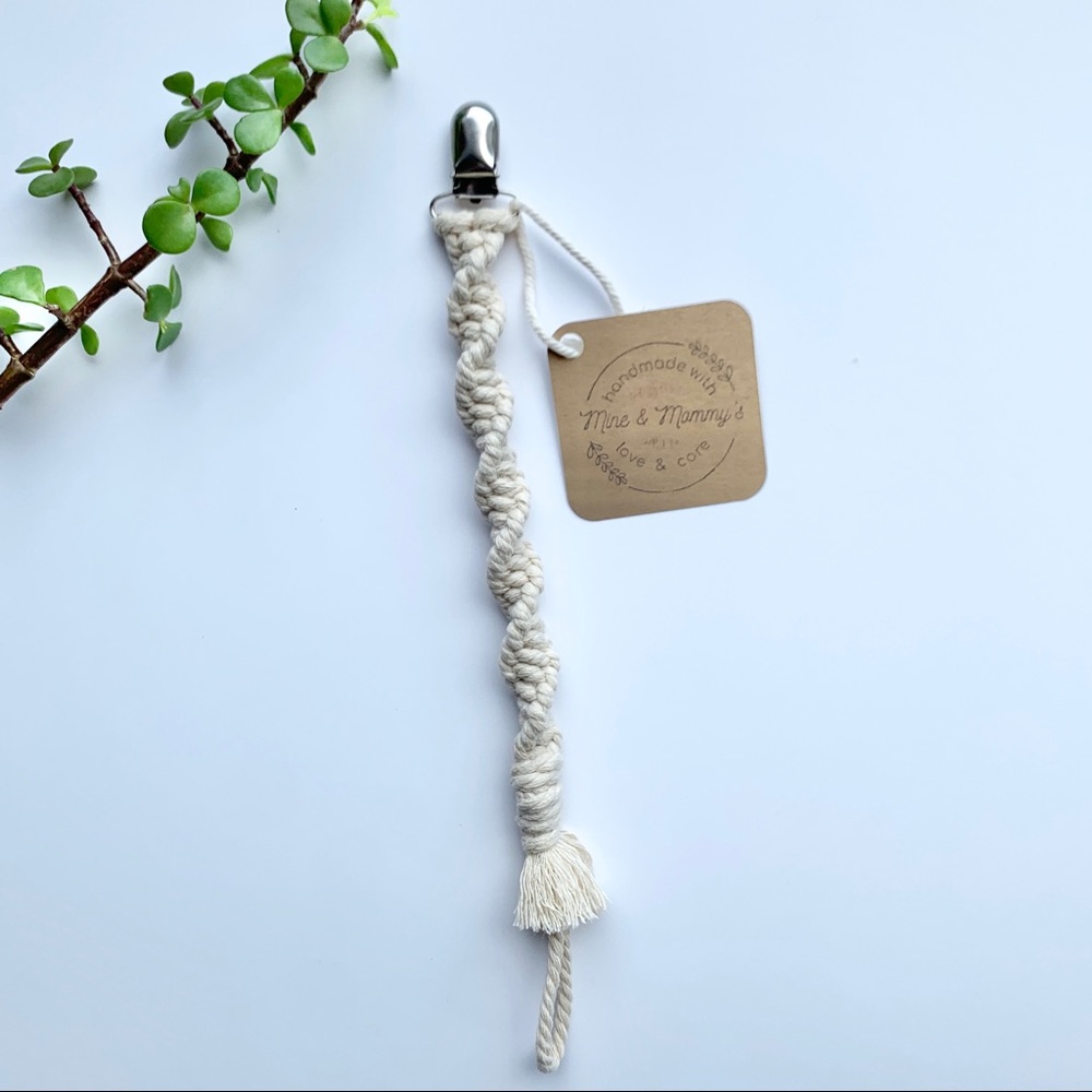 Macrame Pacifier Clip